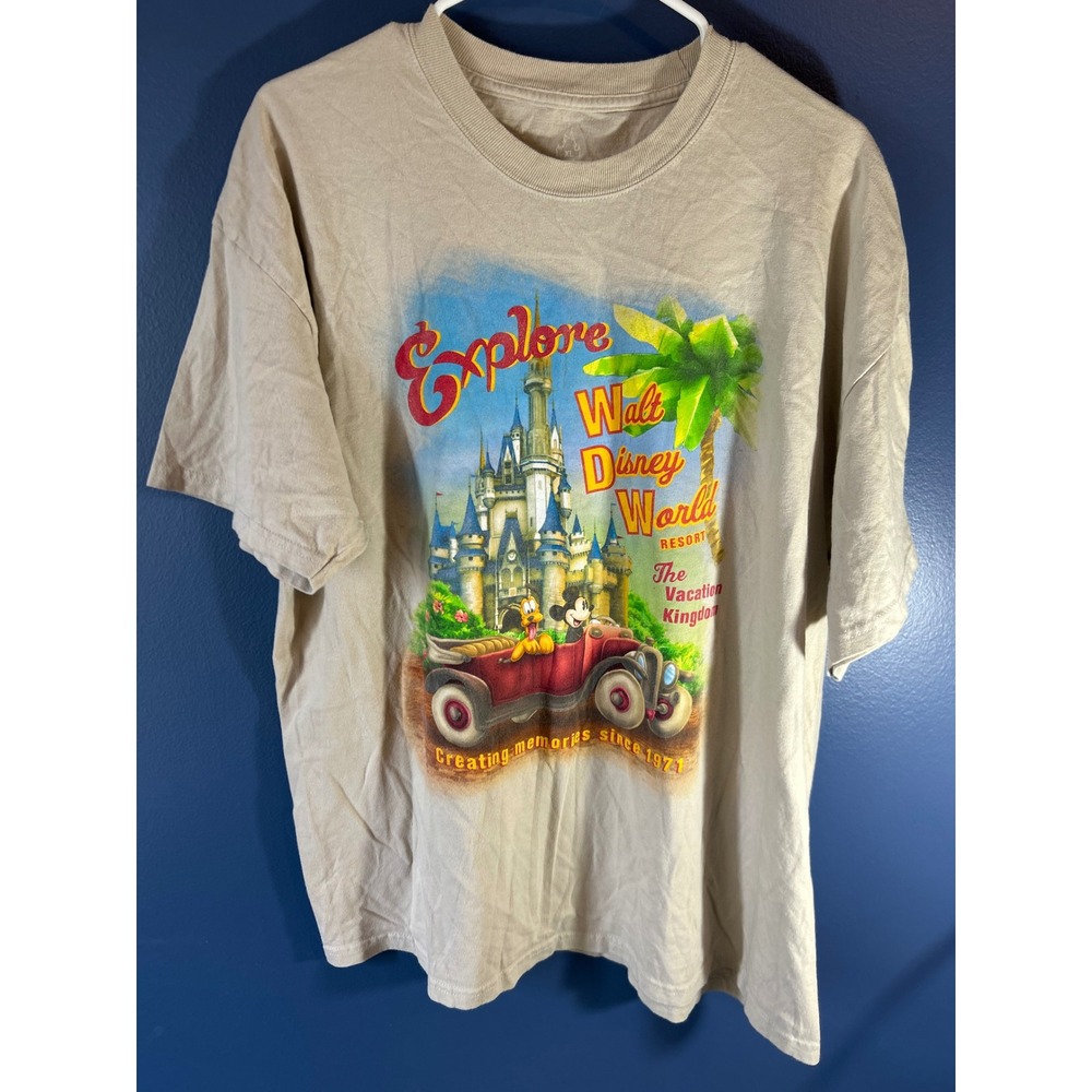 Disney T-Shirt Men's XL Tan Explore Walt Disney World Mickey Pluto Graphic